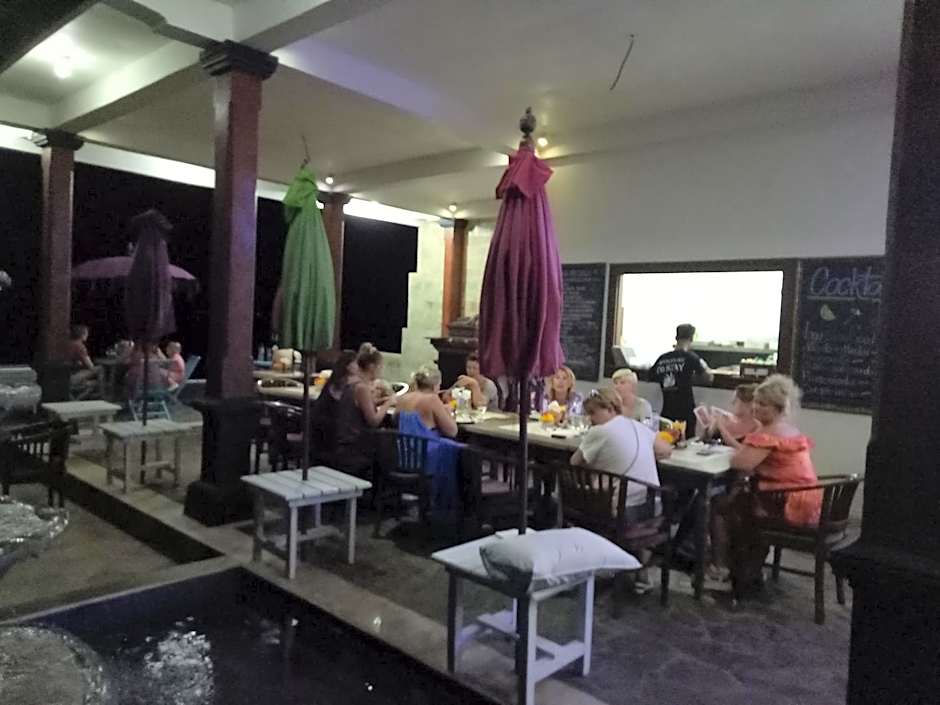 Puri Oka Beach Bungalows