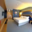 Roof 264 Hotel & Suites