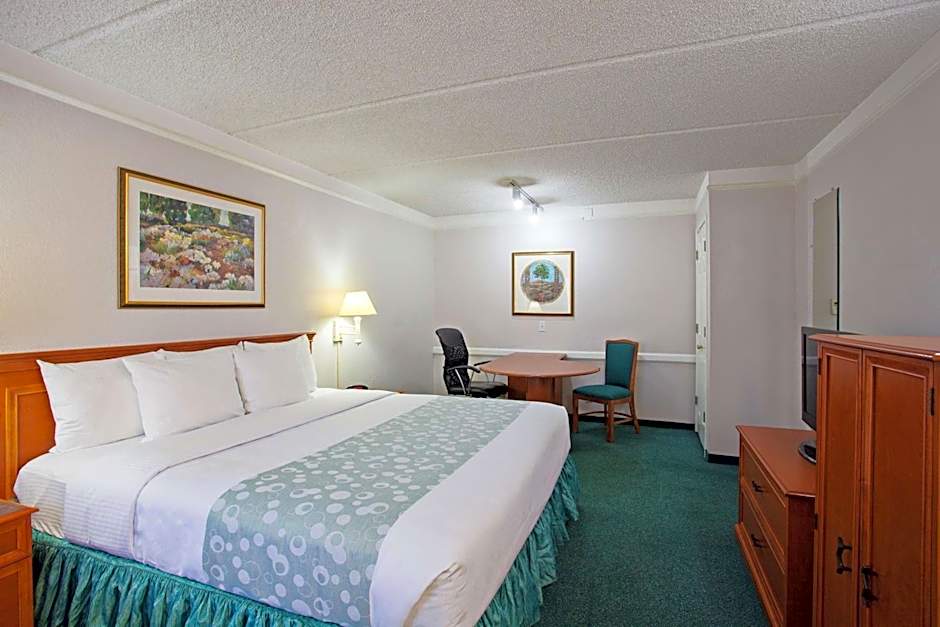 Super 8 by Wyndham San Bernardino