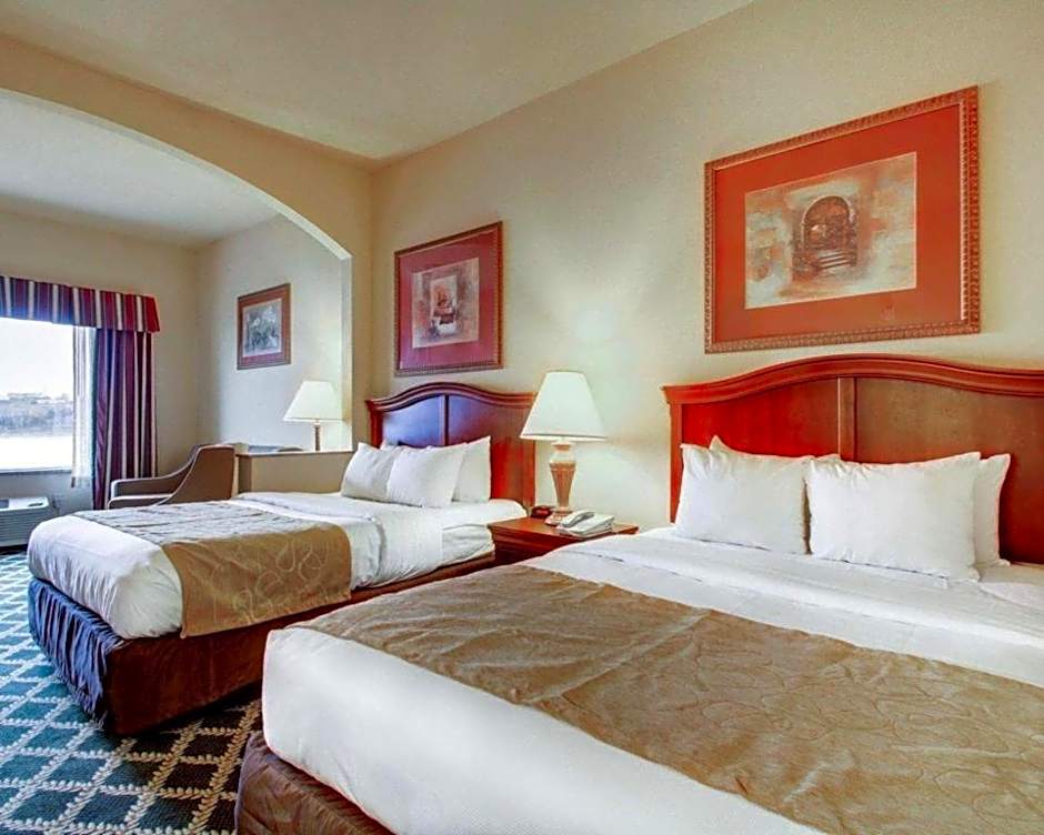 Clarion Suites Vidalia