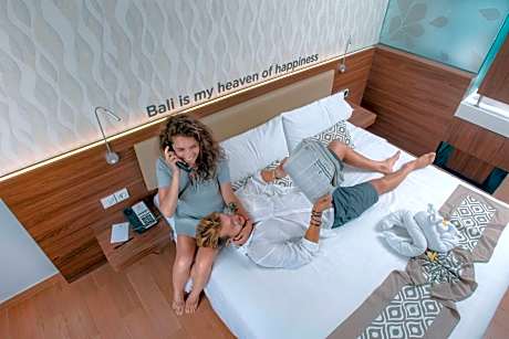 Deluxe Room with Free Benefit