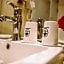GreenTree Inn Zhejiang Ningbo South Railway Station Express Hotel