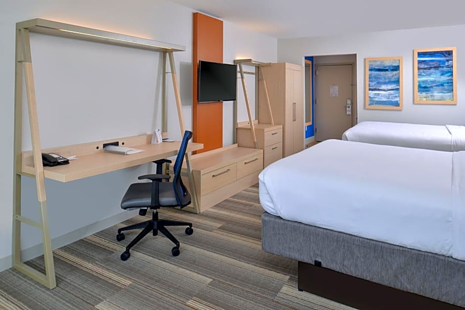 Holiday Inn Express & Suites - Southgate - Detroit Area, an IHG Hotel