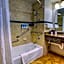 Drury Inn & Suites Near La Cantera
