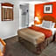 Econo Lodge Inn & Suites