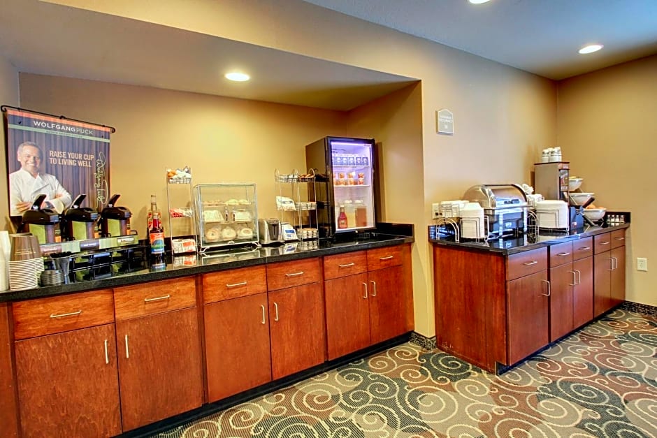 Cobblestone Inn & Suites - Rugby