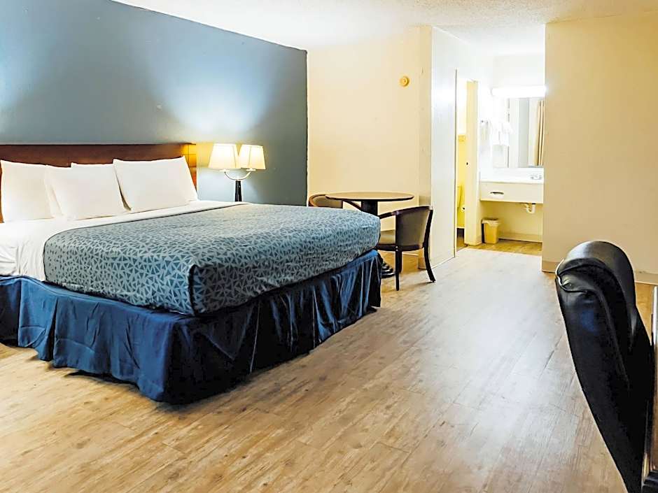 Rodeway Inn & Suites Carrollton