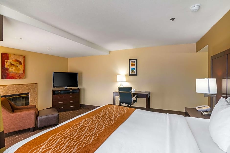 Comfort Inn & Suites
