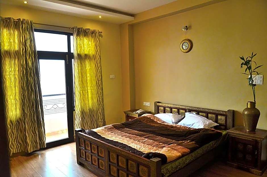 Hotel Ganga Monastery