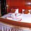 Sainte Famille Hotel