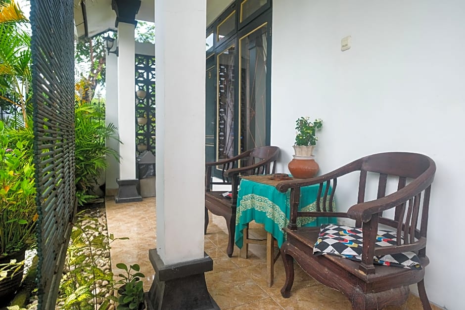 RedDoorz @ Griya Cemara Homestay Yogyakarta