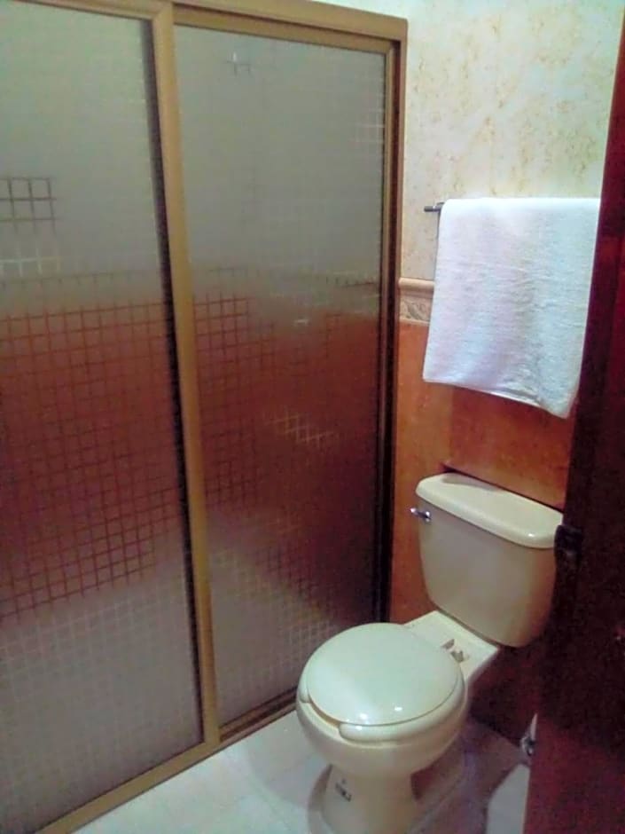 HOTEL SANTA ELENA