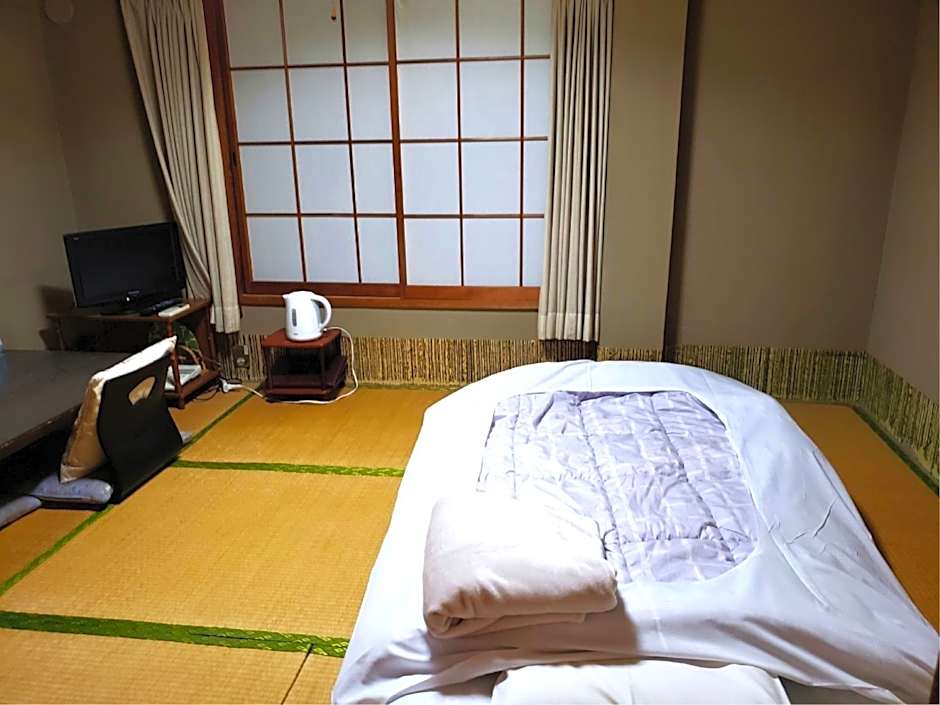 Shiroyama Ryokan