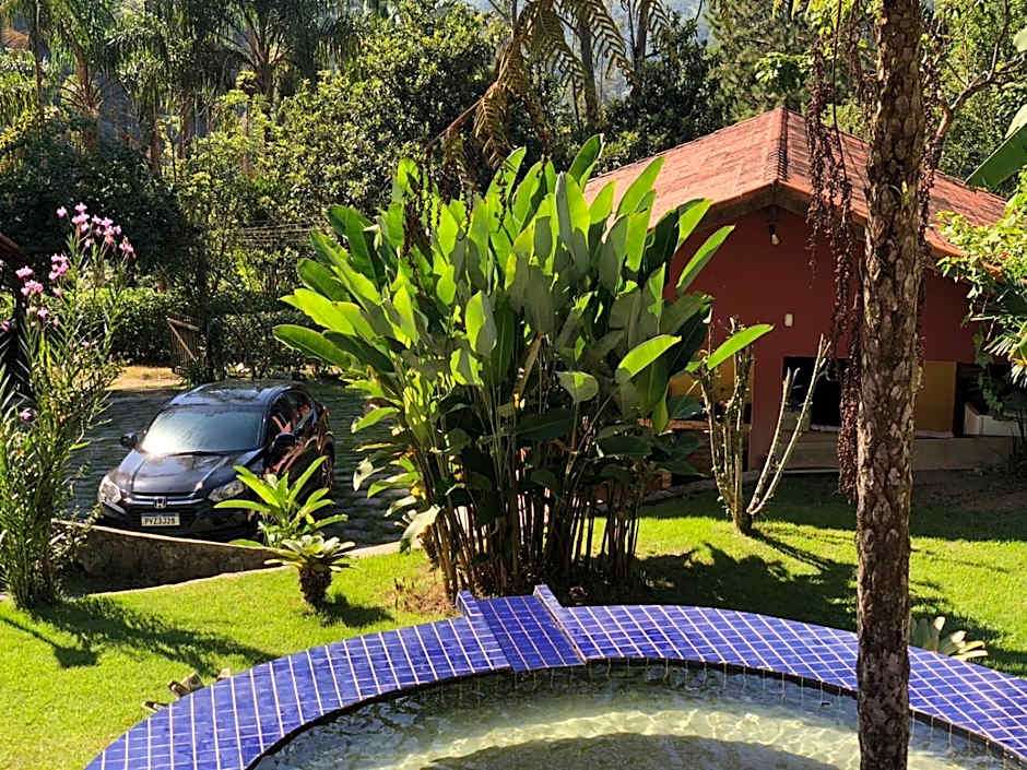 Pousada Beija Flor-Lumiar - Piscinas e Café