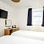 The Sandringham Hotel