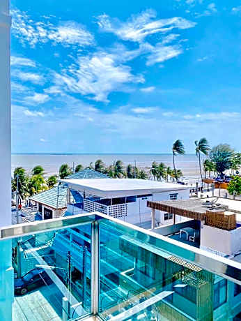 The Sunset Bangsaen Hotel