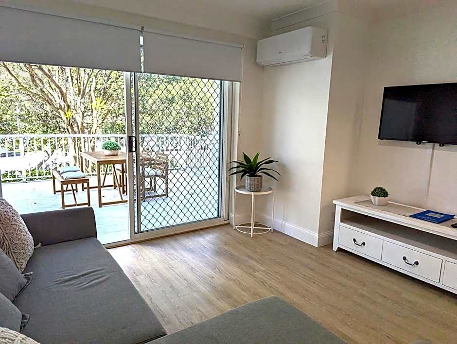 Bay Lodge Apartments