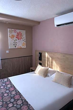 Comfort Family Suite with Garden View