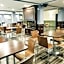 Days Inn & Suites by Wyndham Merrillville