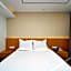 Home Inn (Ningbo Railway Station Antique City)