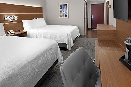 Standard Room with Two Queen Beds
