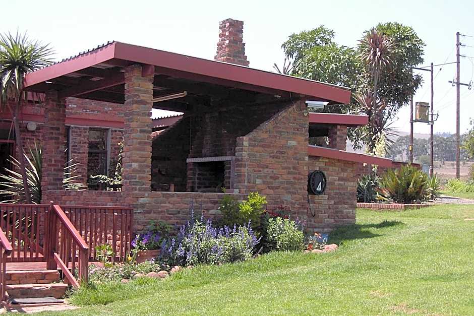 Acra-Retreat Mountain View Lodge