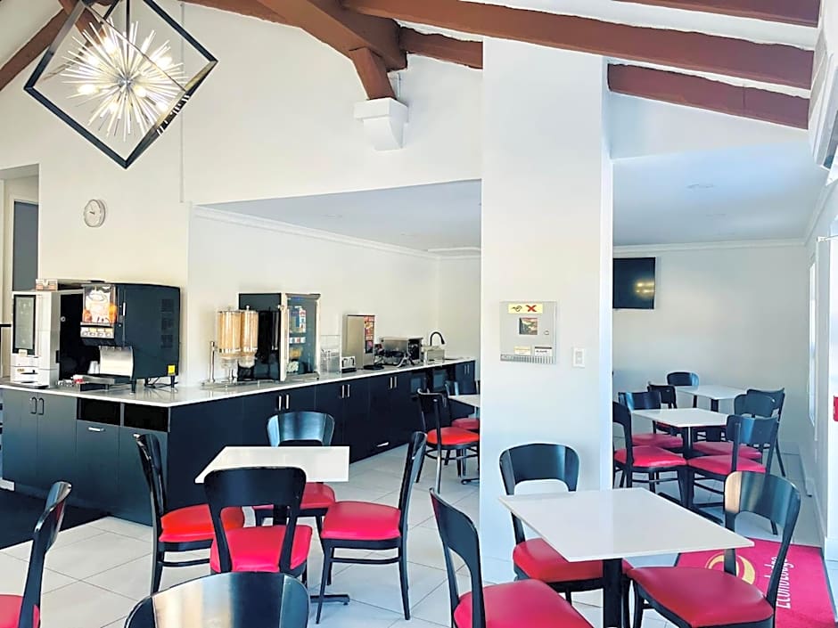 Econo Lodge Brossard