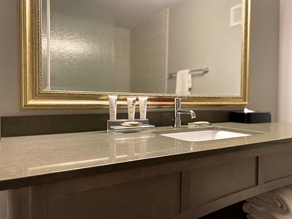 Country Inn & Suites by Radisson, Bemidji, MN