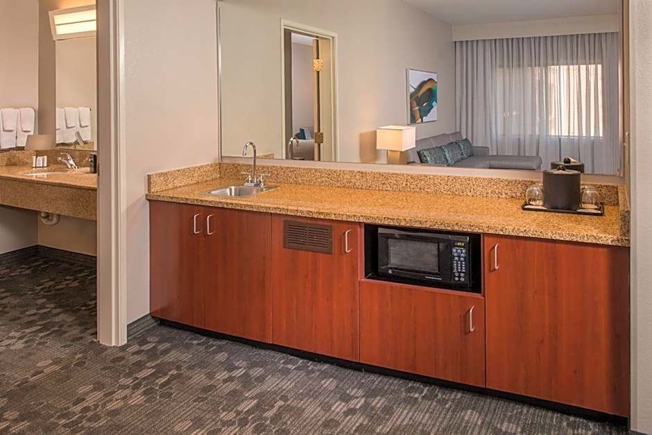 Courtyard by Marriott Dulles Town Center