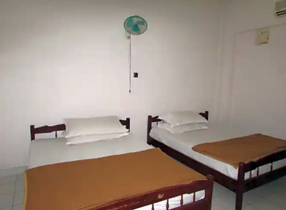 OYO 90822 Hotel Taman Wisata