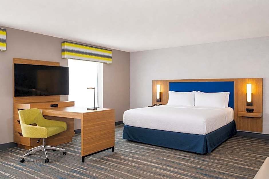 Hampton Inn & Suites Chicago/St. Charles