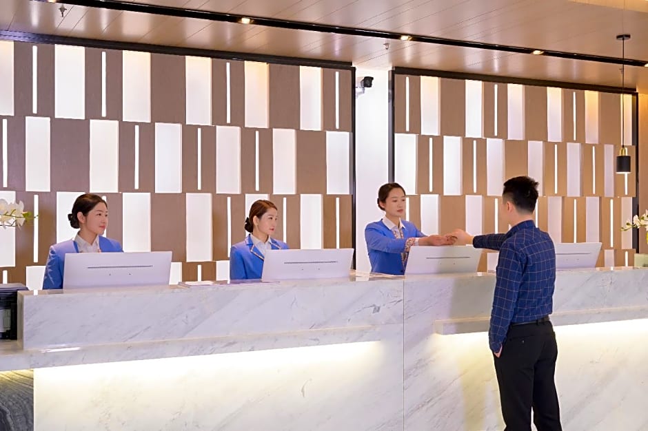 Echarm Hotel Zhangye West Railway Station Gulou