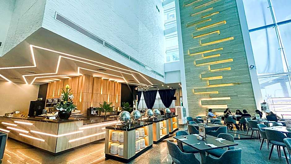 Premiere Hotel - Complimentary Shuttle to Klang Wholesale Market