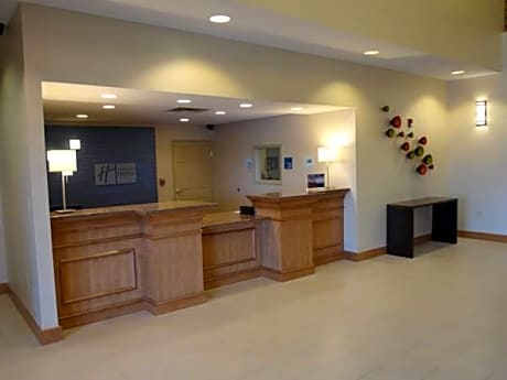 Holiday Inn Express & Suites Indianapolis North - Carmel, an IHG Hotel