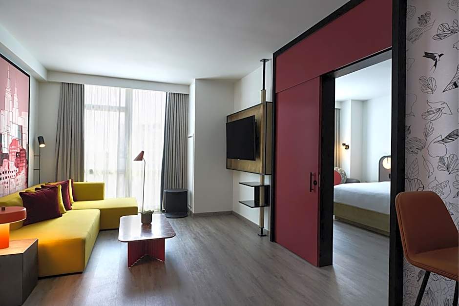 Renaissance New York Flushing Hotel at Tangram