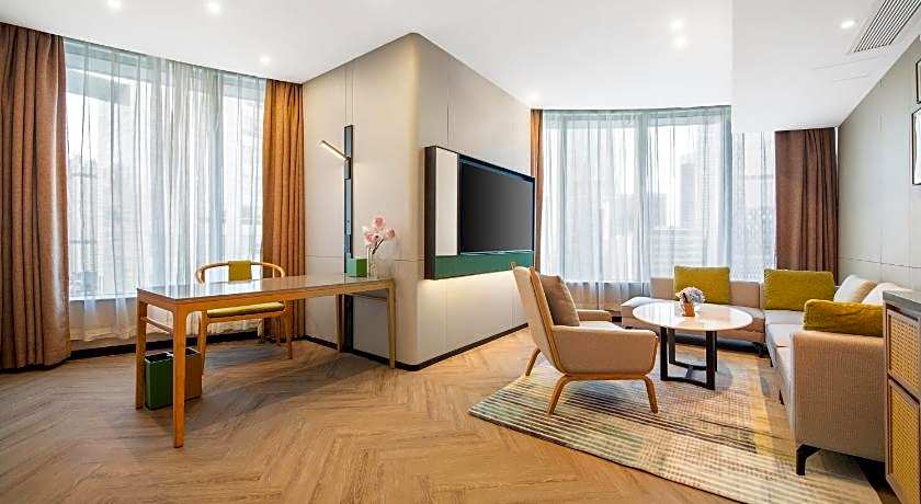 Holiday Inn Guangzhou Zhujiang New Town by IHG