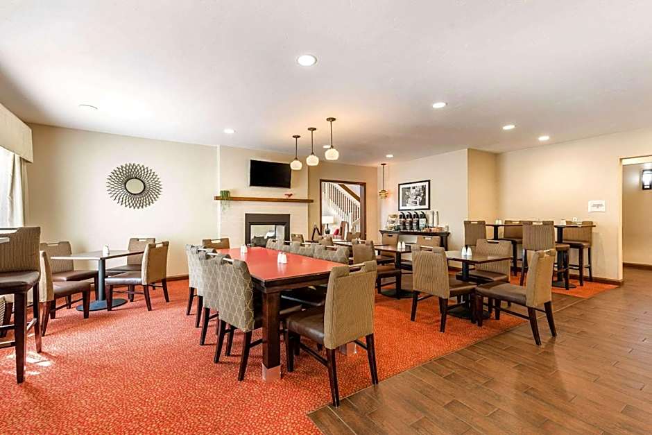 Quality Inn & Suites University Fort Collins