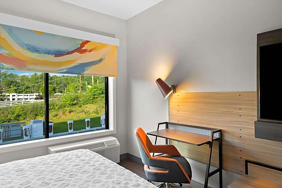 Tru by Hilton Lexington