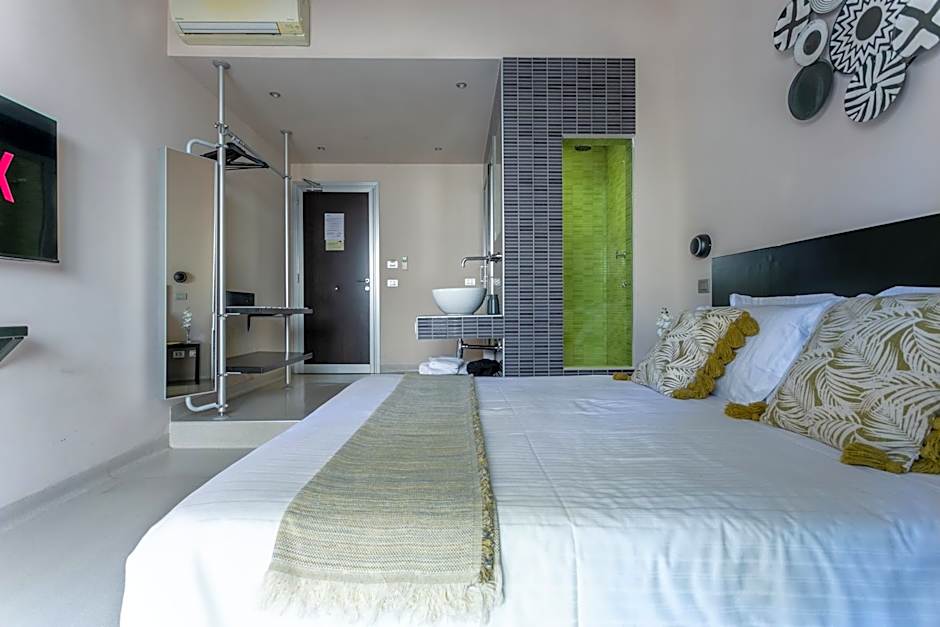 Moai Home