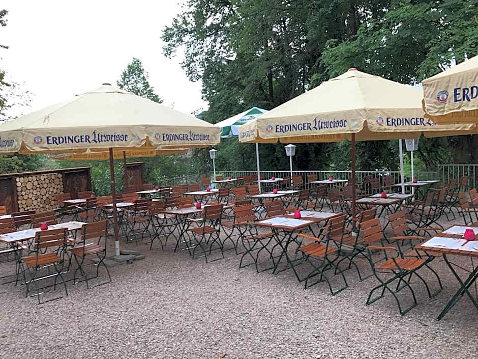 ZUM BAHNHÖFLE Restaurant & Hotel - Albbruck Am Rhein