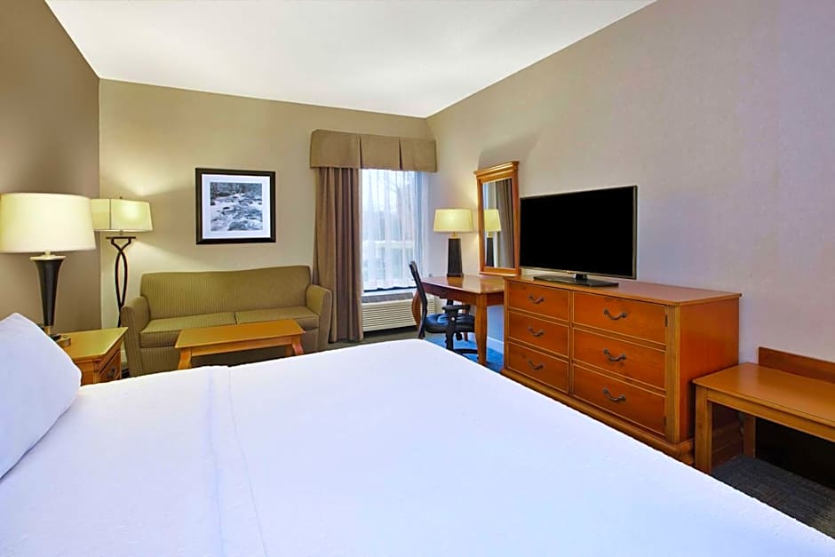Hampton Inn By Hilton Richmond-West