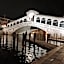 Friendly Venice Suites
