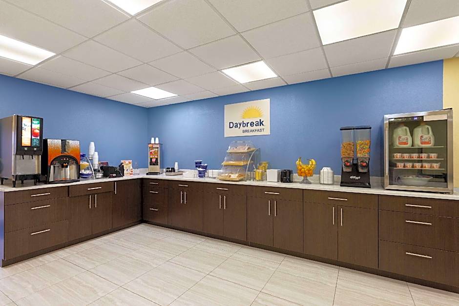Days Inn by Wyndham Oak Grove/Ft. Campbell