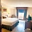 Lexington Inn & Suites Windsor
