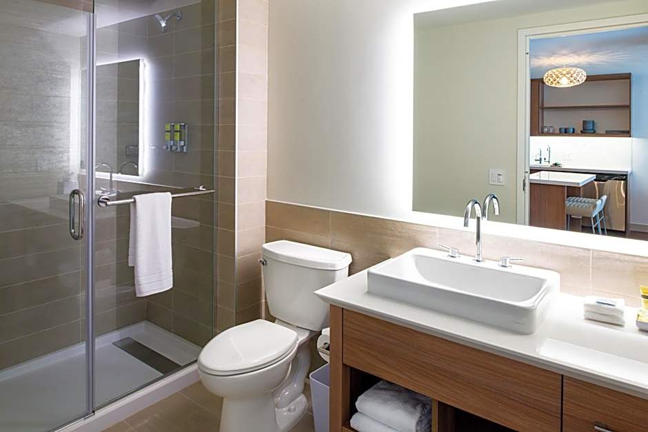 Element Overland Park