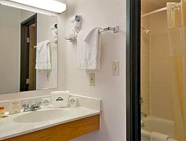 Days Inn by Wyndham Mason City