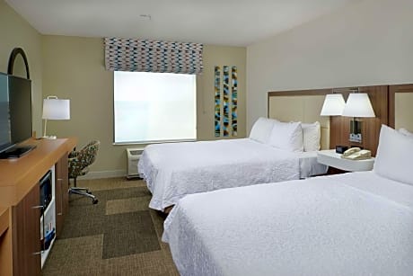 Queen Room with Two Queen Beds - Mobility and Hearing Access/Non-Smoking
