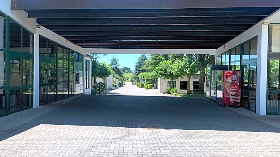 Albergue Monte Do Gozo