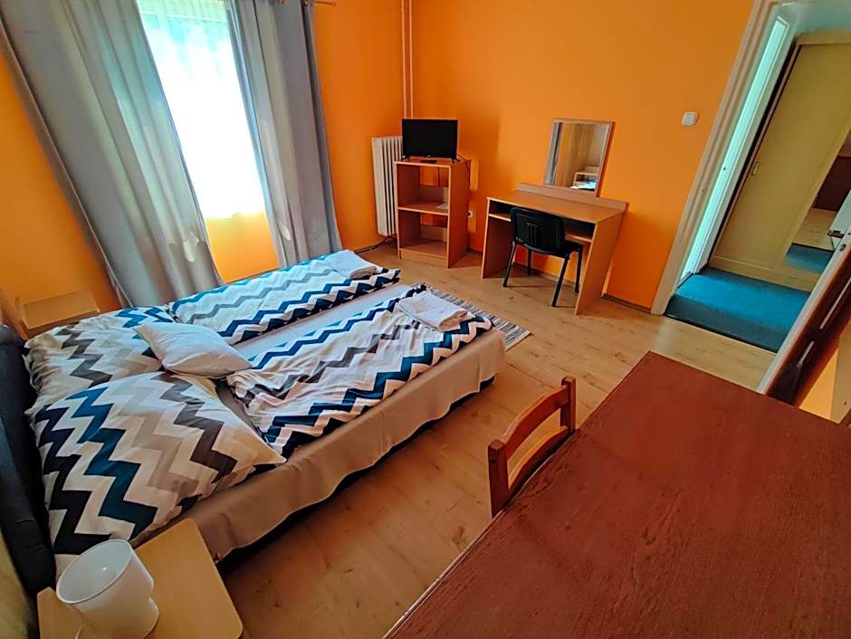 Hotel Béke Sziget Komló