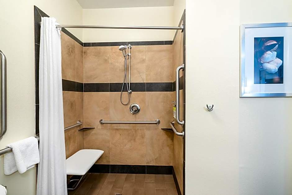 Candlewood Suites Auburn By IHG